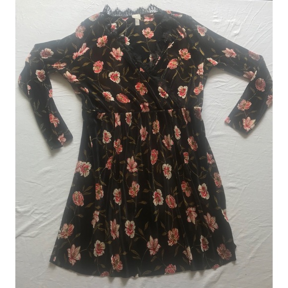 ASOS Dresses & Skirts - ASOS Design Curve Mini plisse Wrap Dress